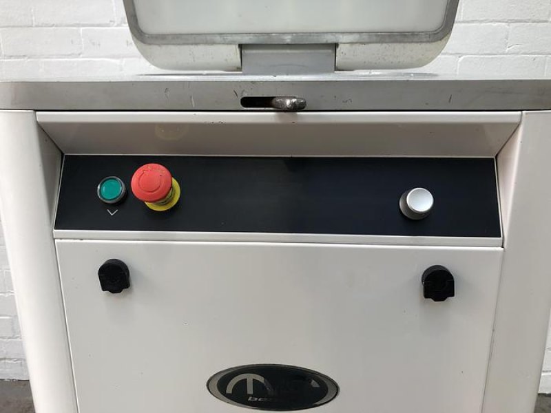 Vitella STA20, 20 piece hydraulic dough divider