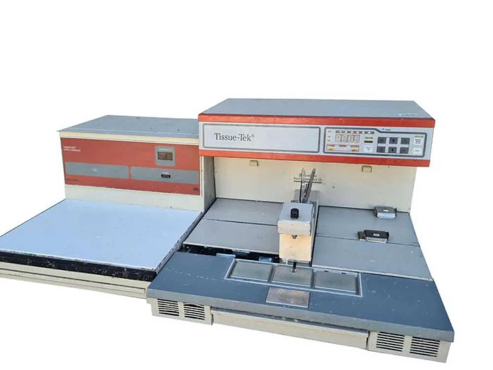 Tissue-Tek 4715 Embedding Console with Cryo Console