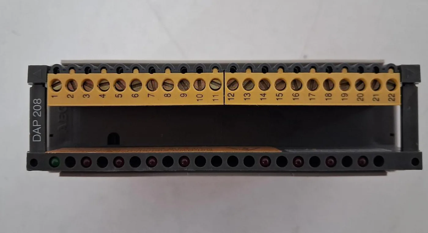 AEG Modicon DAP 208 / AS-BDAP-208 Digital Output Module - 5