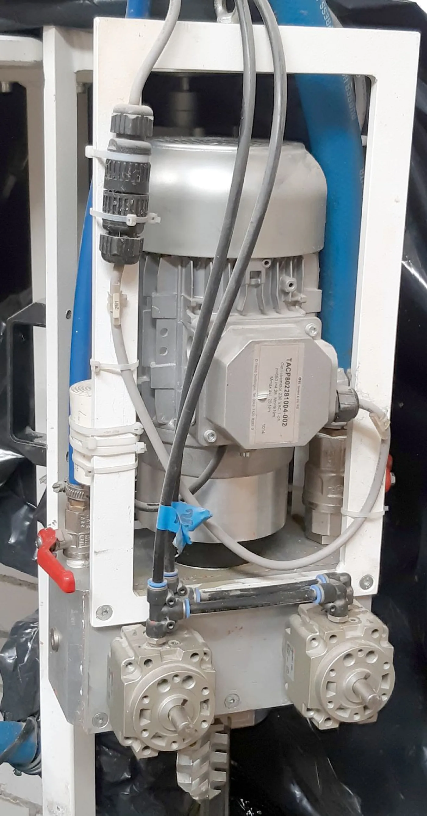 KLM GmbH – Silicone dosing machine S 200 HP - 4