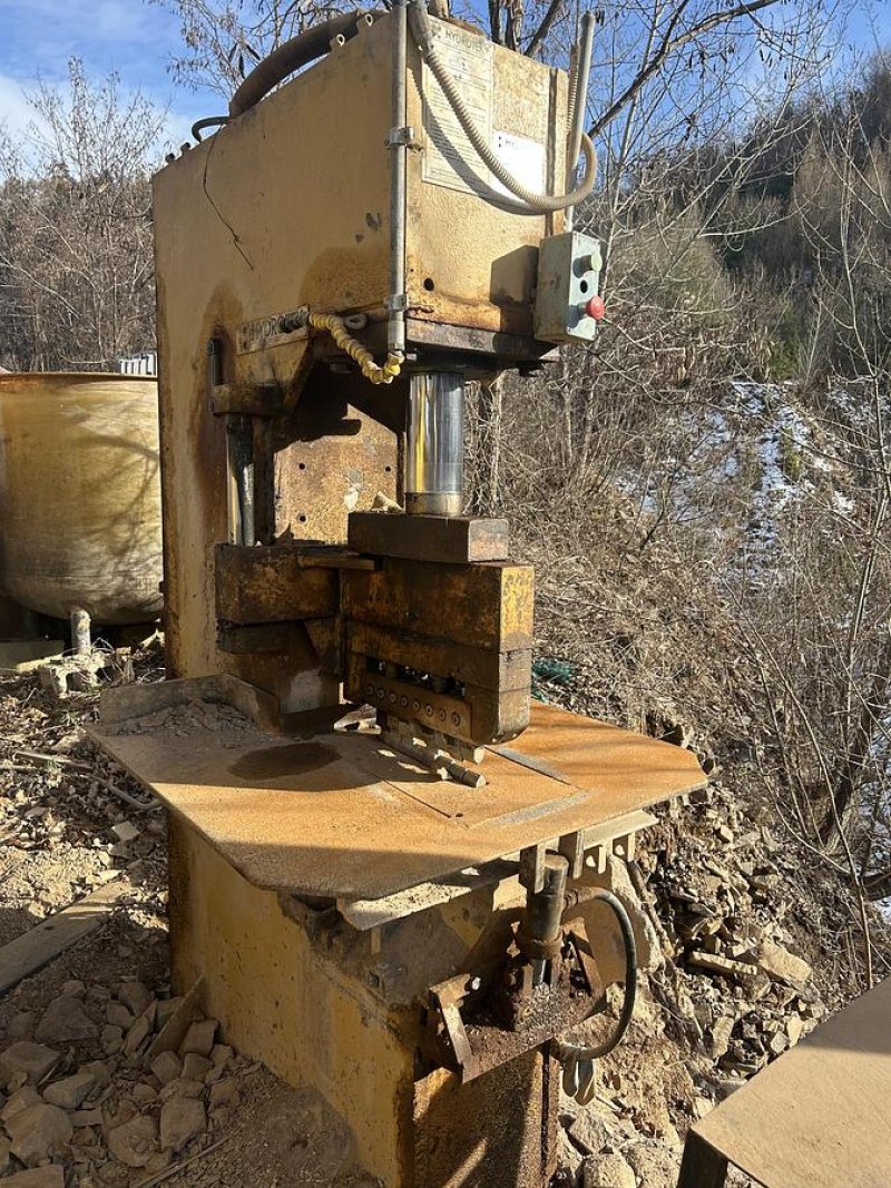 1996 Hydrotek K 320