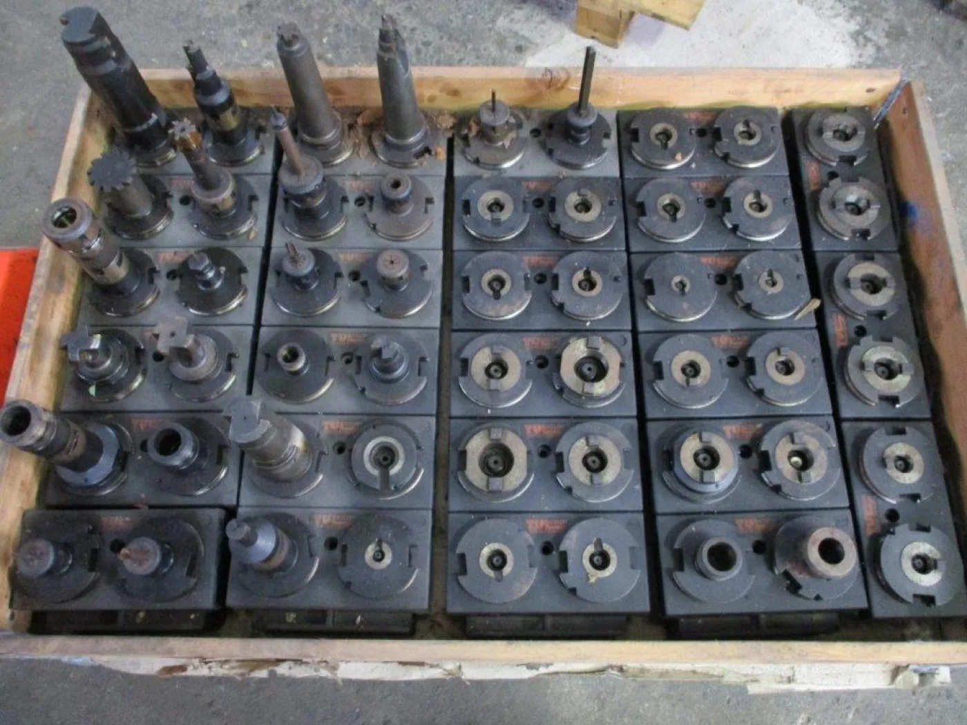 54x SK 50 / 27x TUL Kelch UNBEKANNT - 1