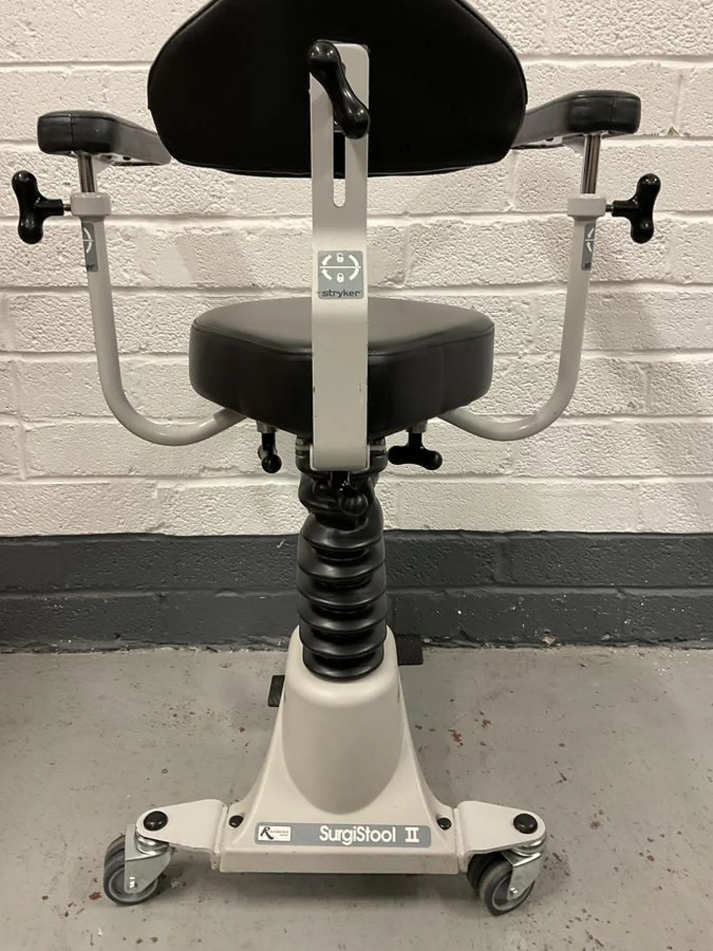 Stryker 830 Surgistool II - 6
