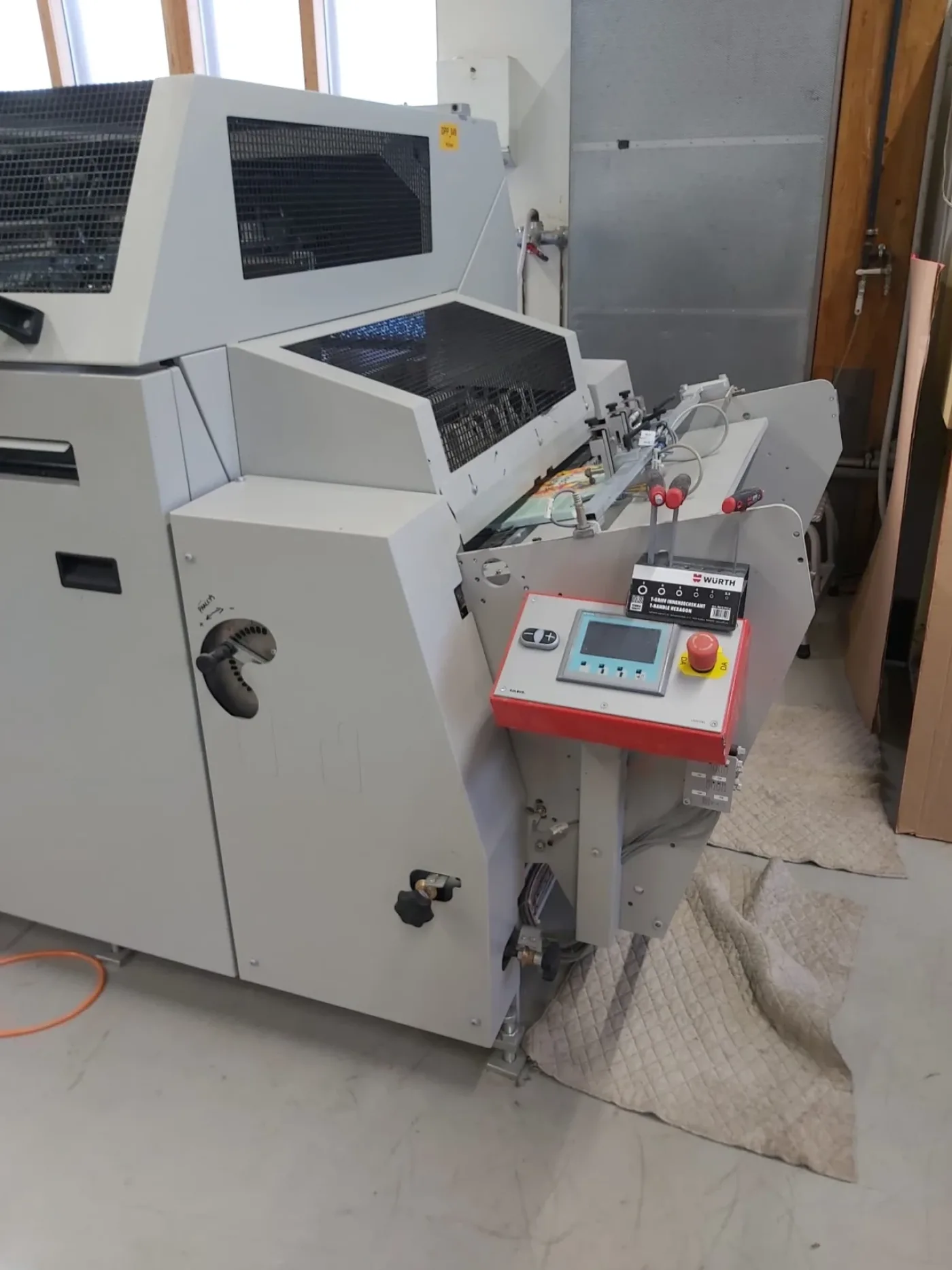 Kolbus DA 260 máquina de hacer tapas - 3