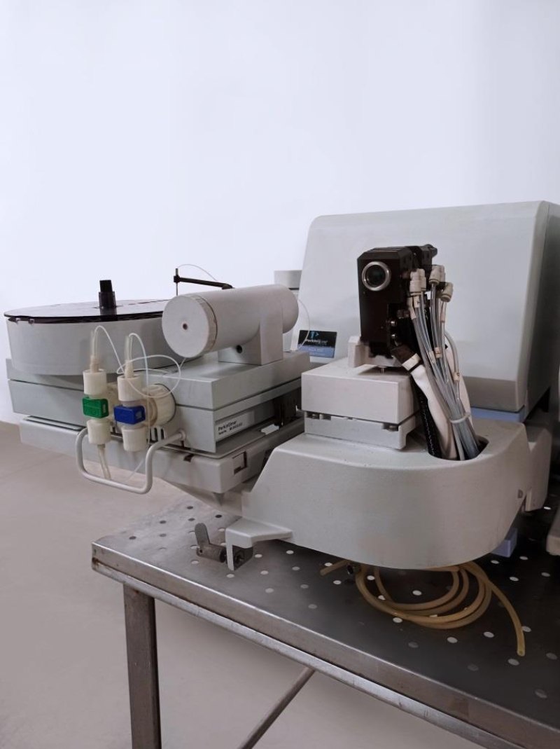 SPETTROMETRO AD ASSORBIMENTO ATOMICO – PERKIN ELMER – MOD. AANALYST 300