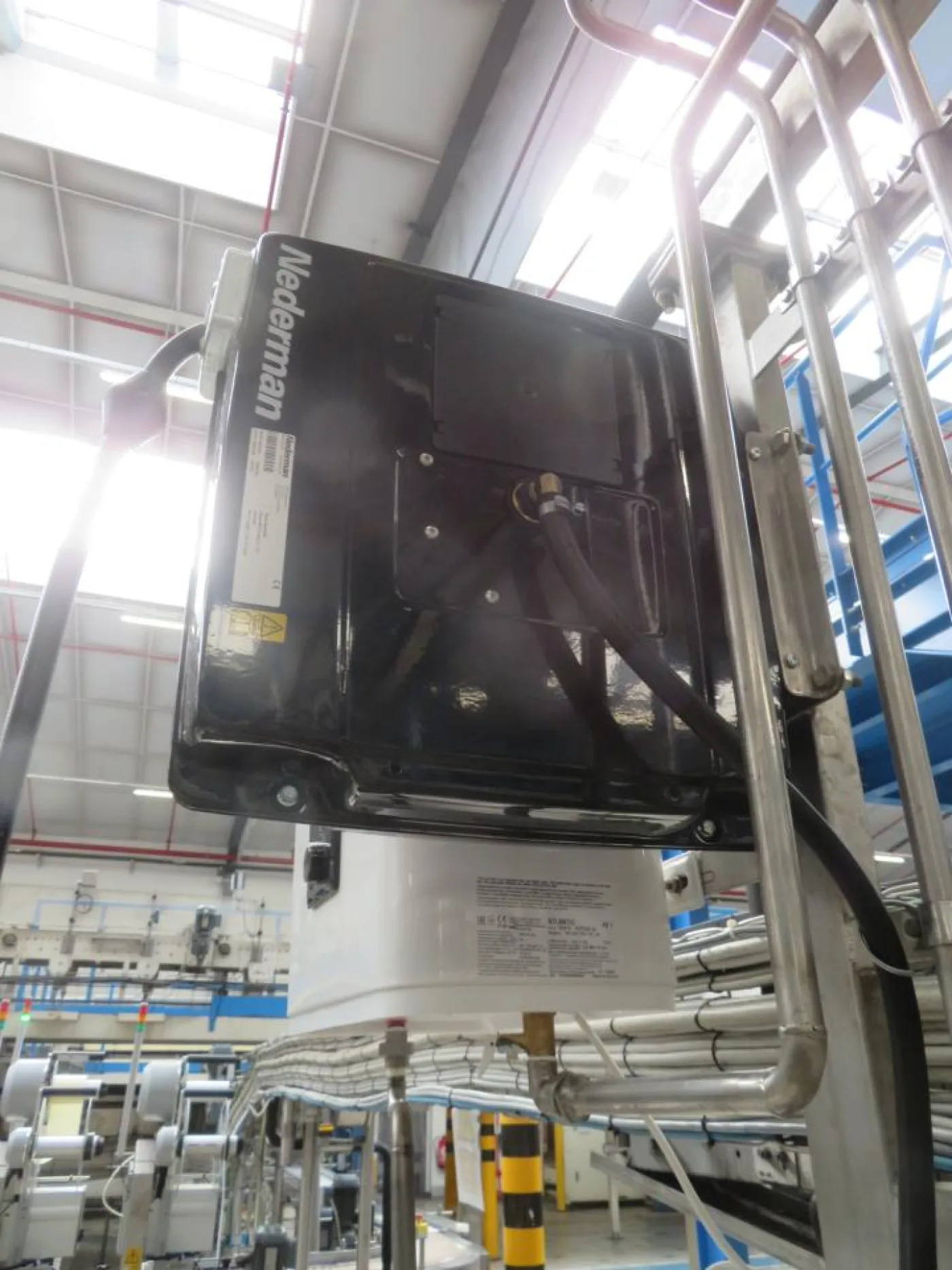 Nederman Washing Jet System with Nederman Hose Reel and Atlantic Vertigo 50 Water Heater- Filling Lines - 5