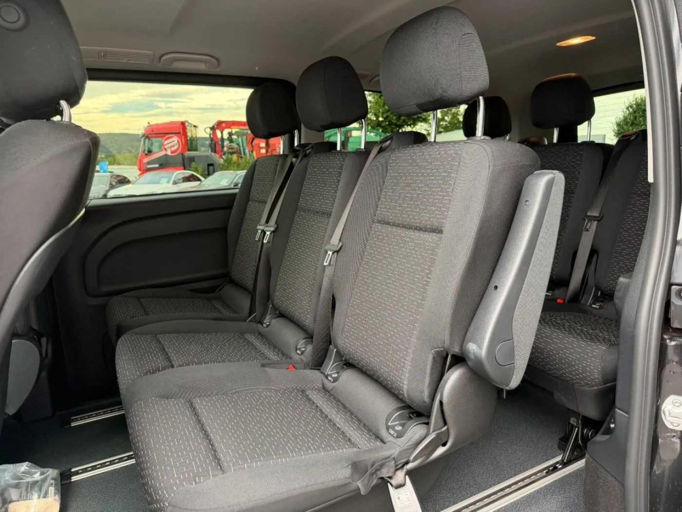 Mercedes Benz Vito 116 CDI 9G 4x4 Tourer Extral AHK2,5 Stdh - 8