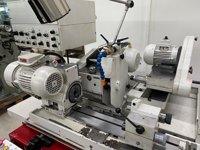 RECTIFIEUSE CYLINDRIQUE “STUDER” TYPE S-20 2