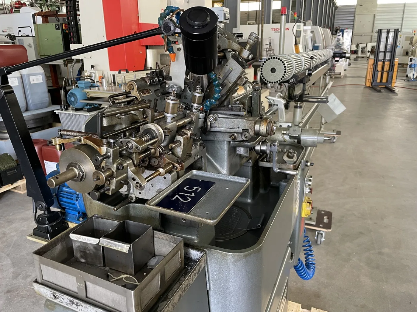 TOUR AUTOMATIQUE A DECOLLETER “TORNOS” TYPE T-4 - 5