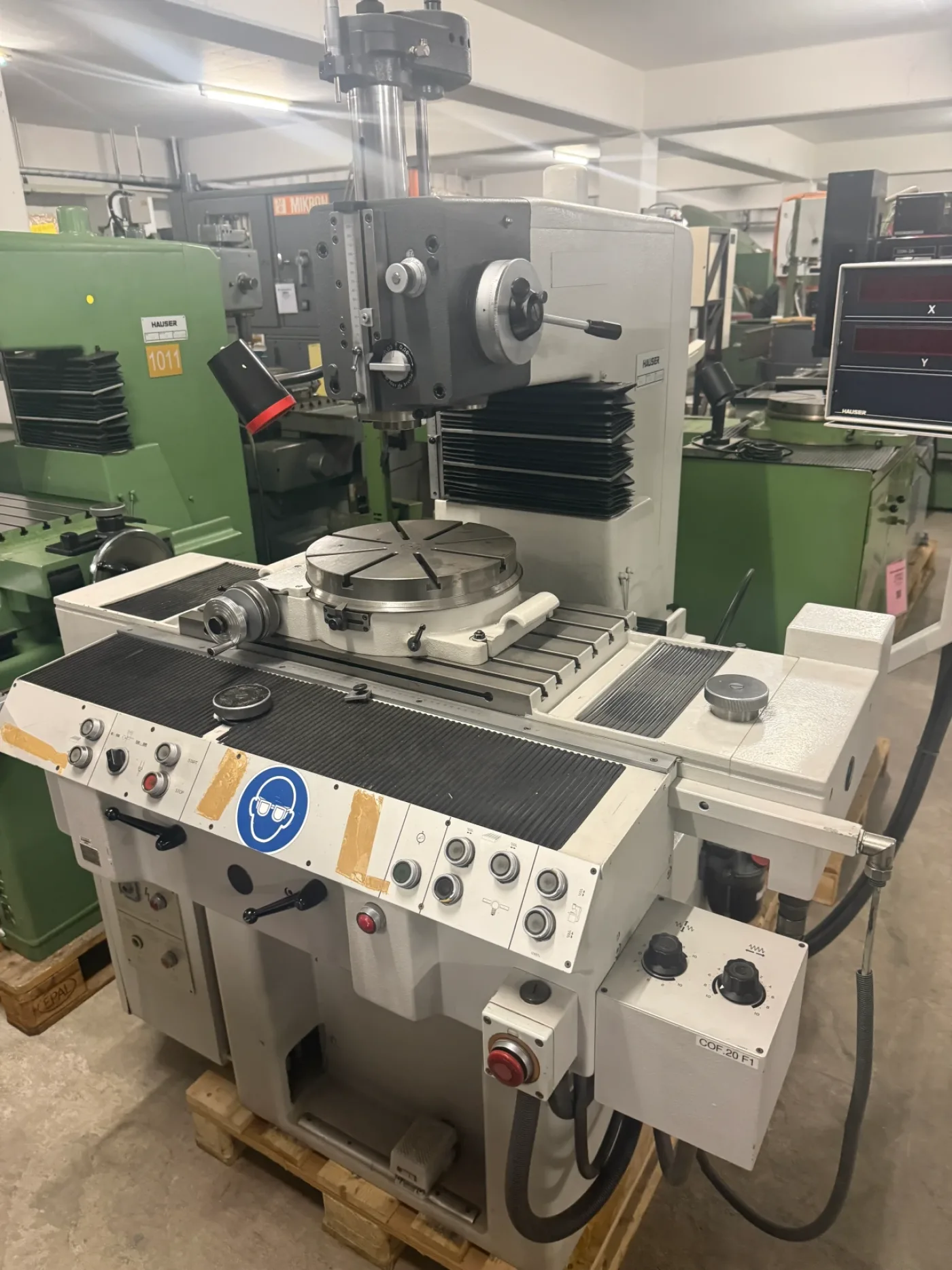 023403 - HAUSER 3 DR - 1