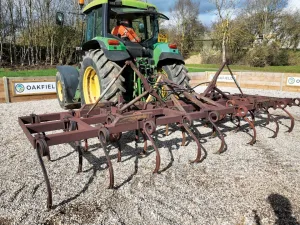 McAvoy 5M hydraulic folding flexityne cultivator