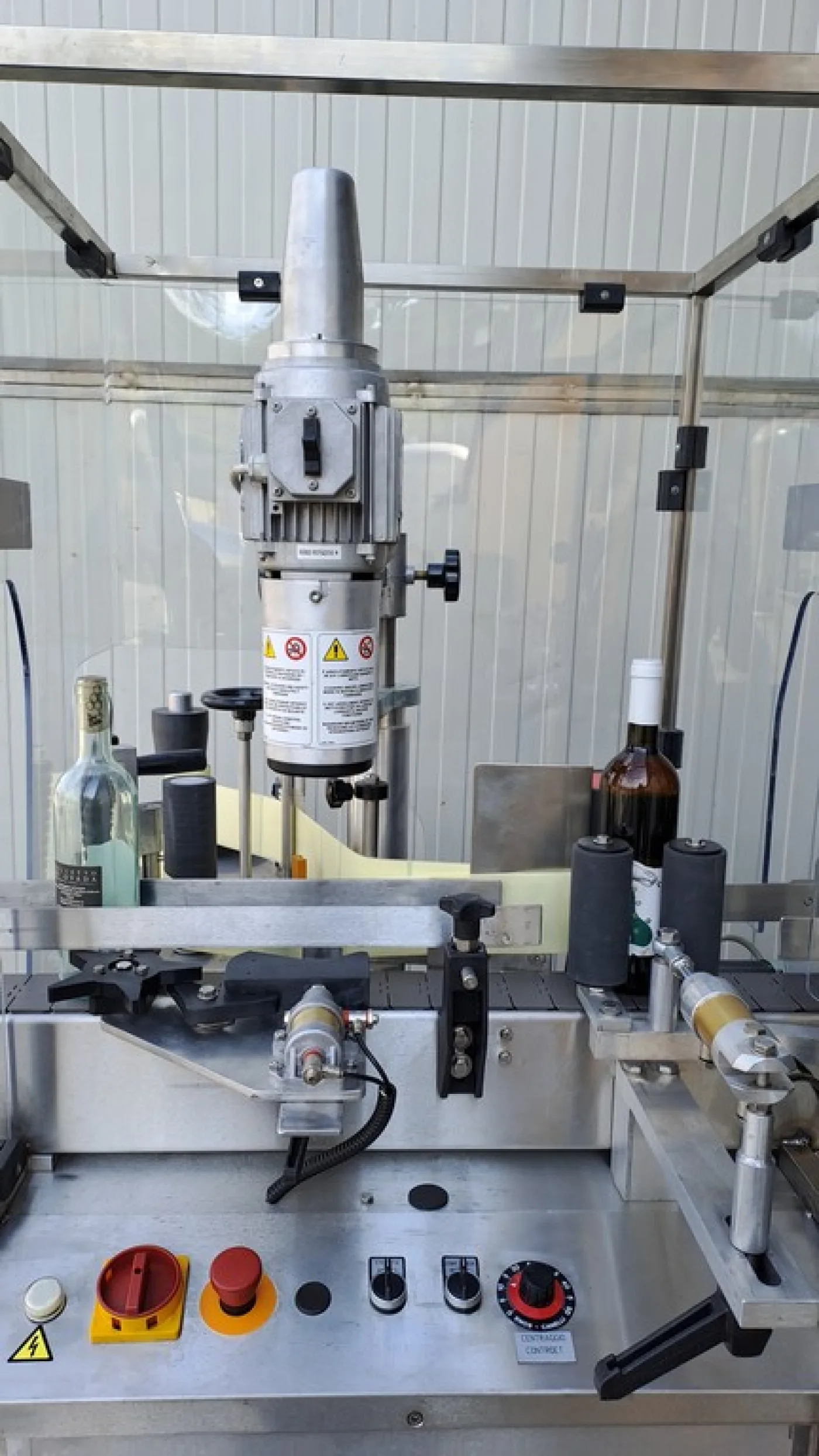 ADHESIVE LABELLING MACHINE ENOS WITH ONE STATION, SECOND-HAND MACHINE - 3
