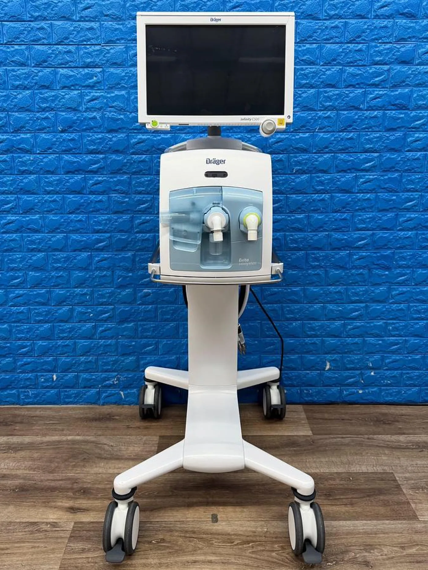 Drager Evita Infinity V500 YOM: 2019 SKU: 8416000 - 2