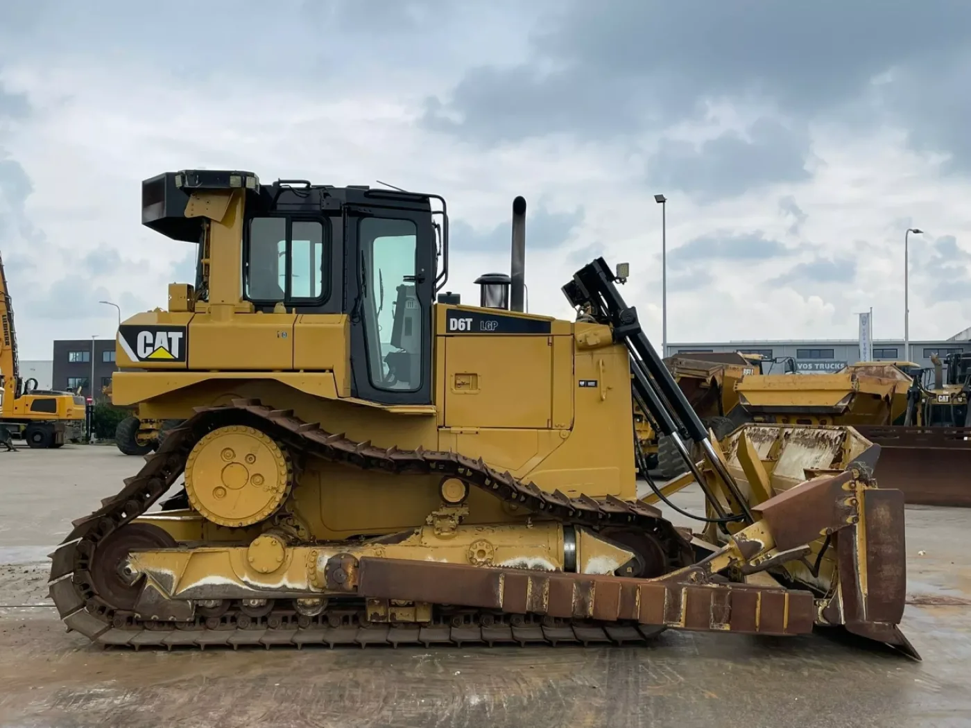 Caterpillar D6T LGP - 6