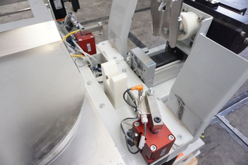 AZO Emptying system AZO Batchtainer - Powder filler