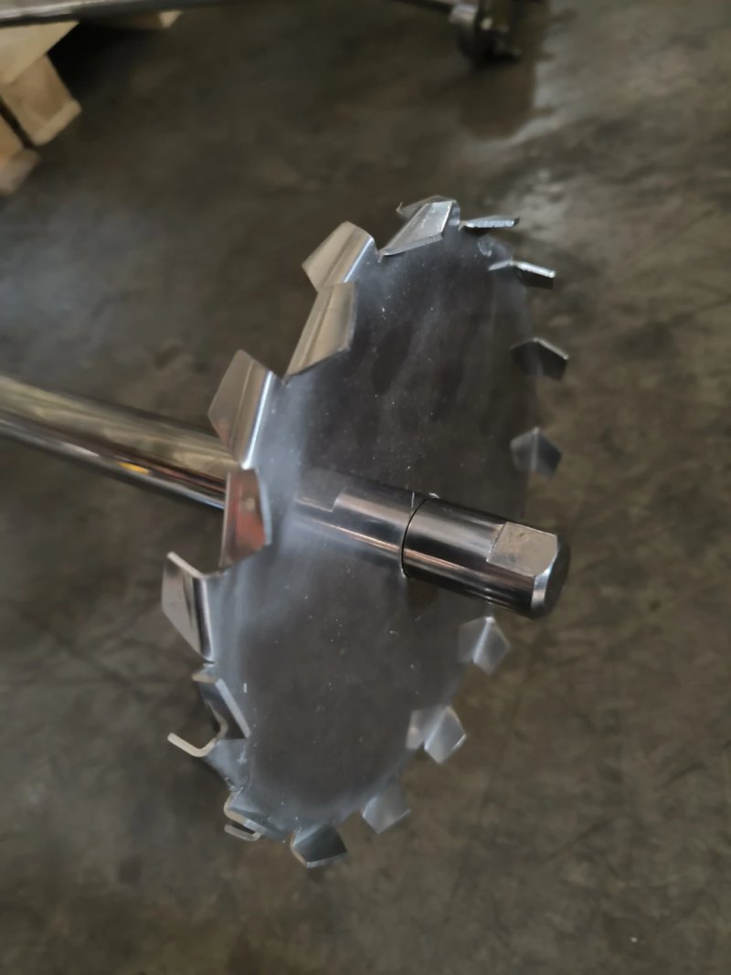 REACTOR TINSMACAL STAINLESS STEEL WITH JACKET AND AGITATION