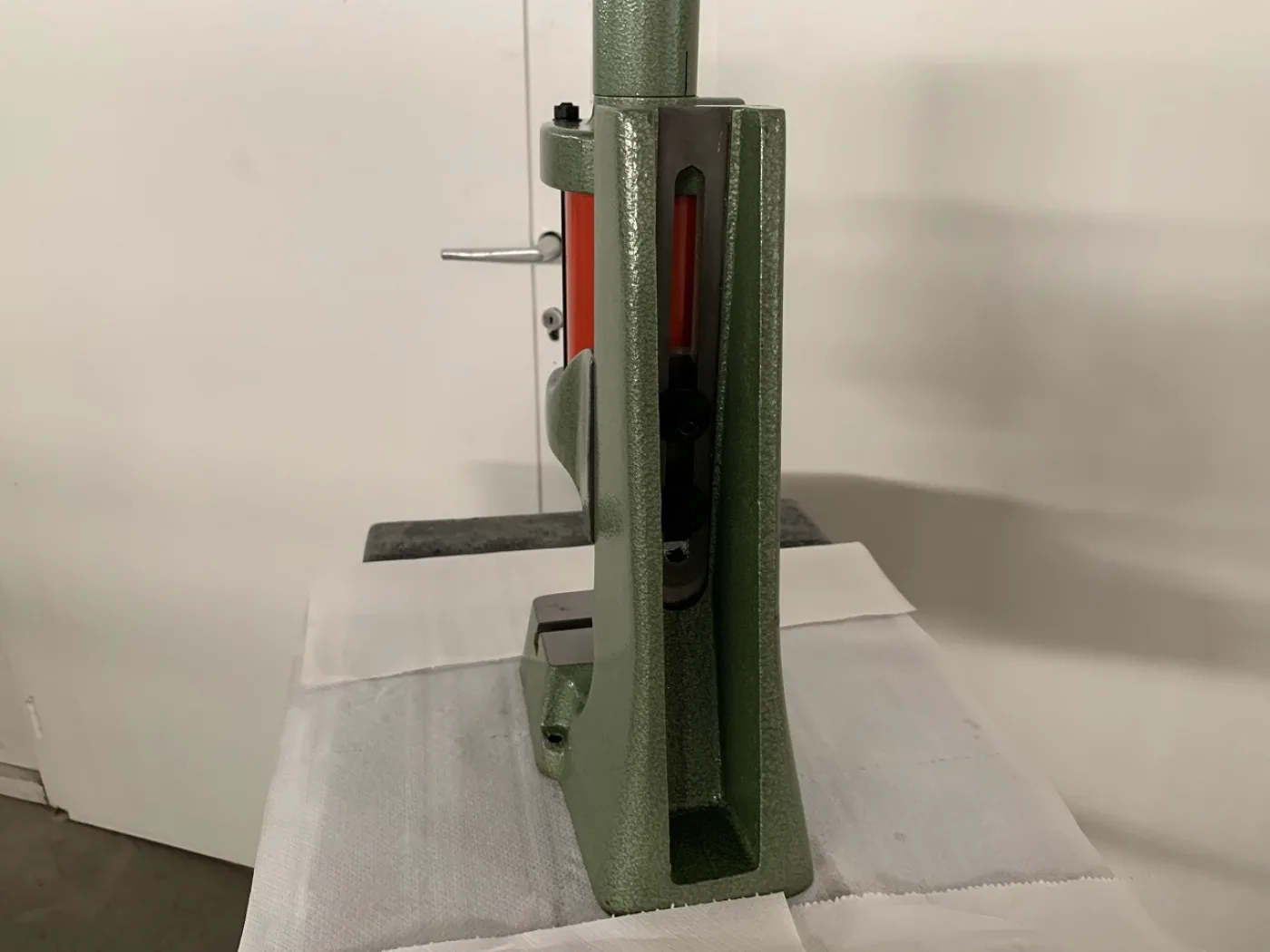 PRESSE PNEUMATIQUE “BENZING” TYPE DRP-200 - 2