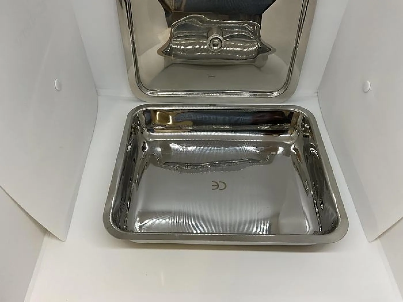 GB Medical Tray 285x230x55mm - 2