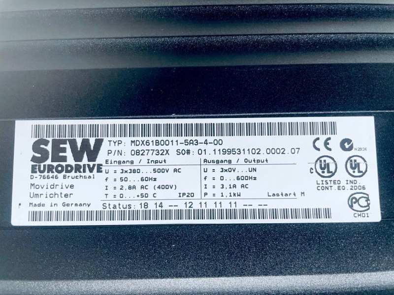 SEW Eurodrive MDX61B0011-5A3-4-00 Movidrive Umrichter mit BW090-P52B