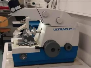 Reichert Jung Ultracut E met FC4 Ultramicrotome