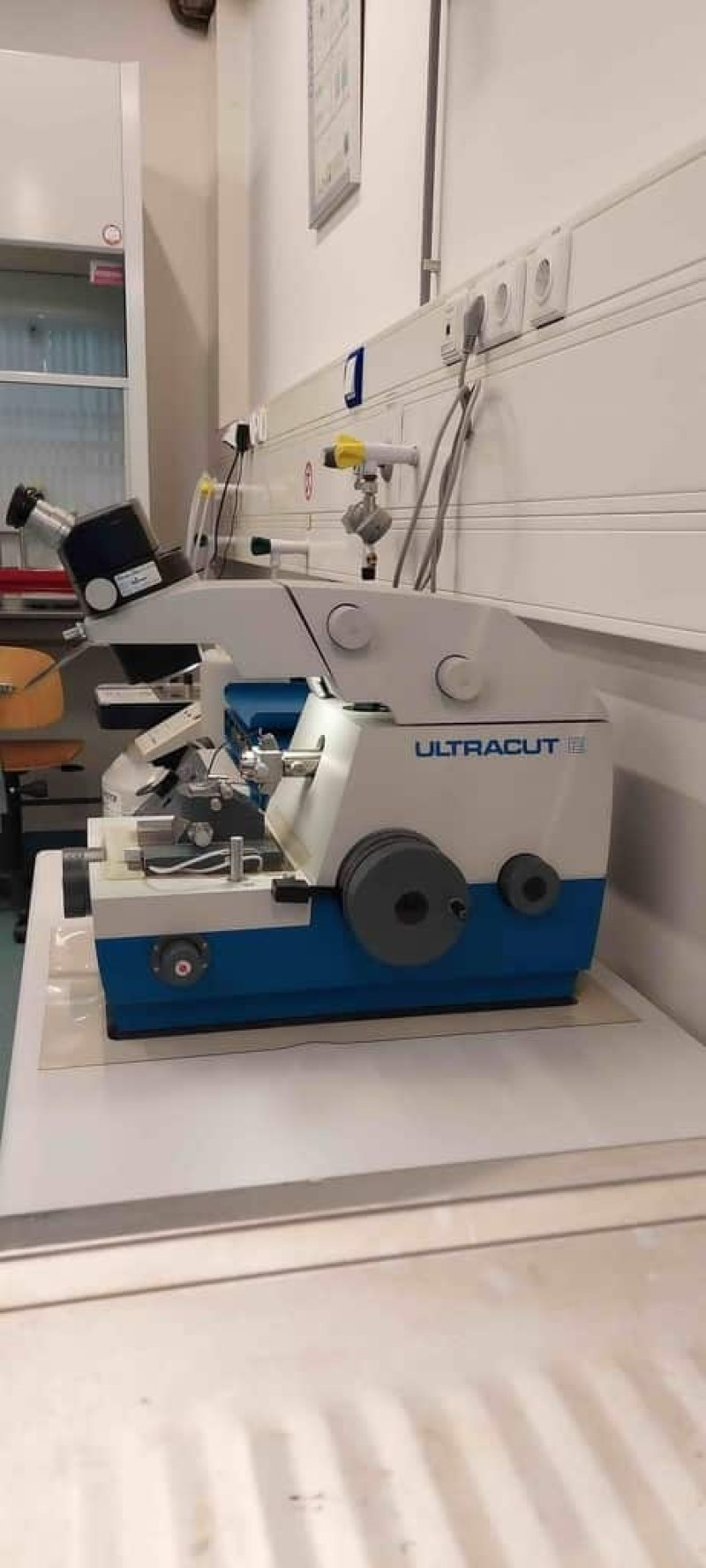 Reichert Jung Ultracut E met FC4 Ultramicrotome