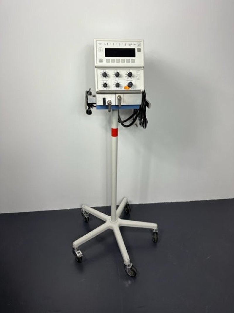 Dräger 8000 Beatmungsgerät (Früh- und Neugeborene)
