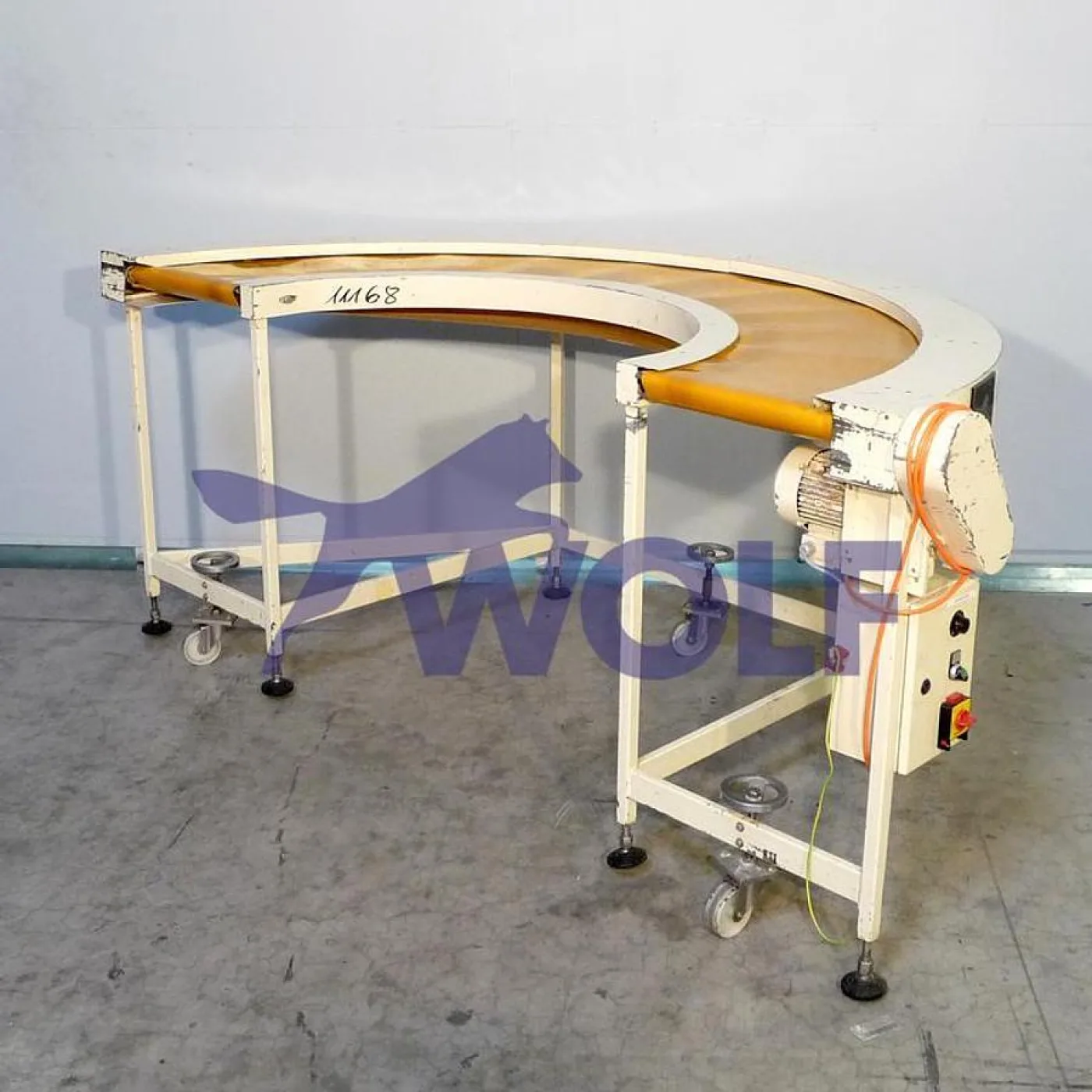 180°-Kurventisch WOLF - Type TT-320-180°-R mit ca. 320 mm Arbeitsbreite. - 1