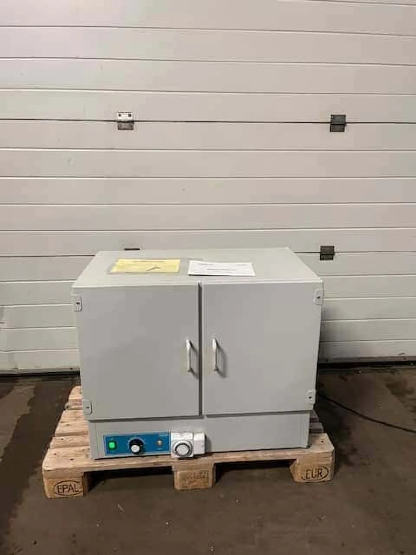 Genlab DC125 Oven - 1