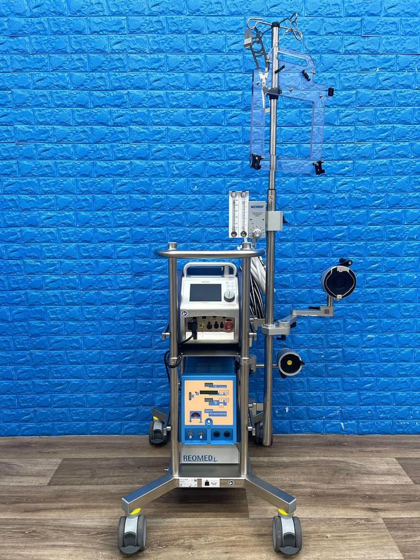 Maquet Cardiohelp Pump with Hico Variotherm 550 YOM: 2022 - 2