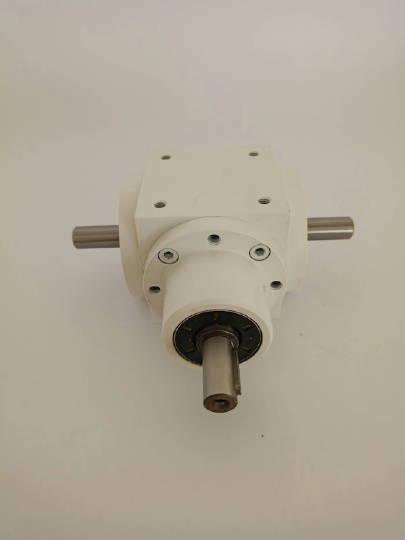 Atek Kegelradgetriebe V 065 DO - 1