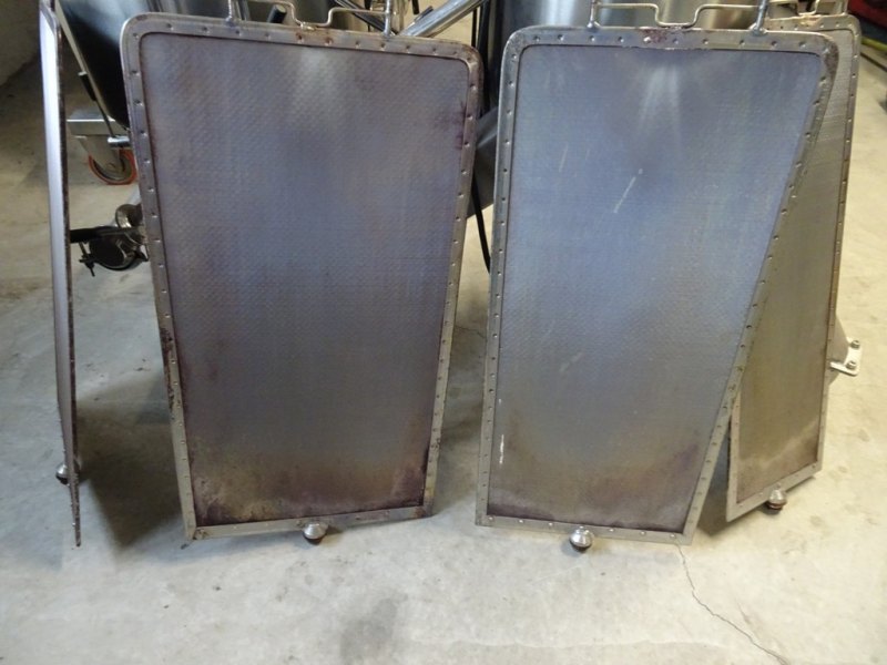 FILTER VELO KIESELGUHR, 5 MQ, VERTICAL SHEET, WITH DRY EXHAUST SYSTEM WITH VIBRATOR, SECOND-HAND MACHINE