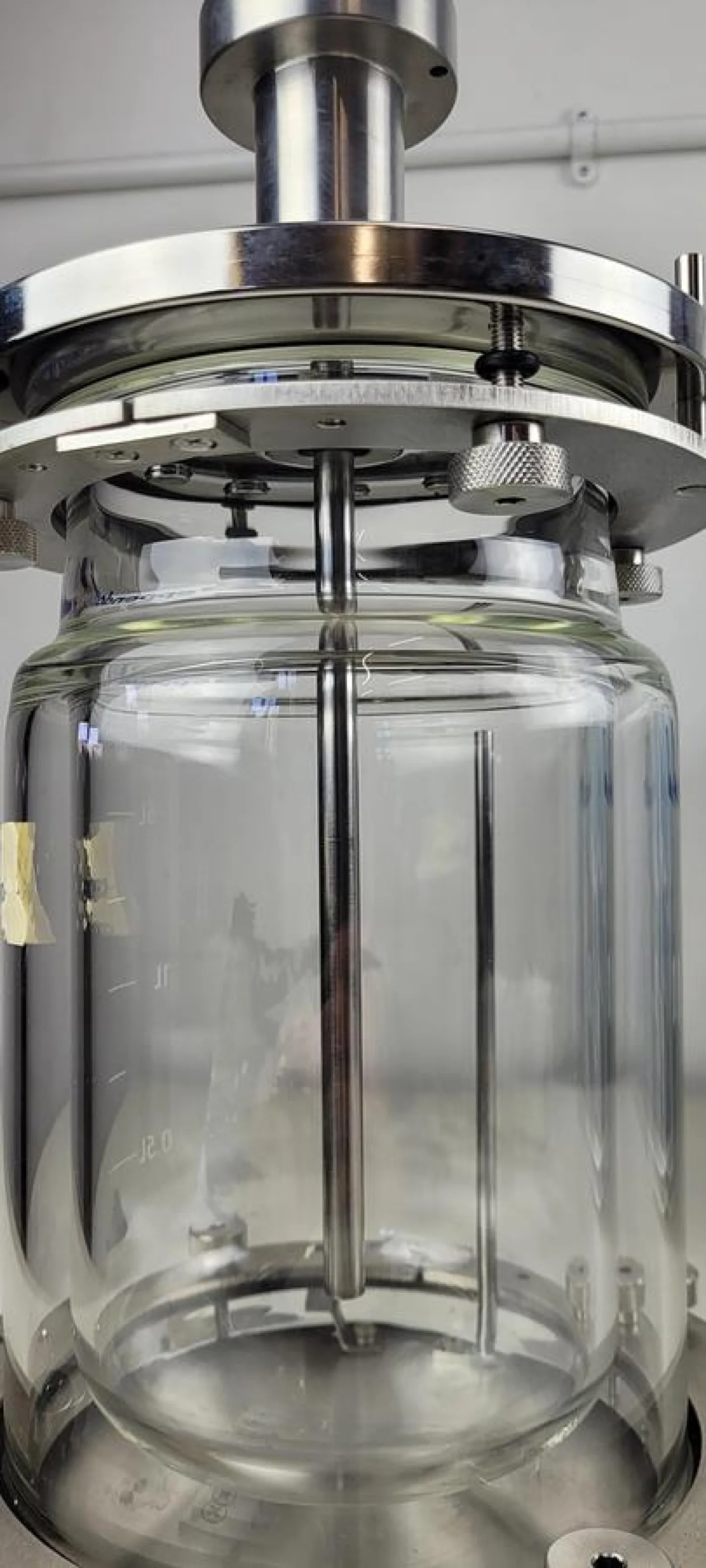 Eppendorf BioFlo 320 Glass Vessel Bioreactor 5L - 2