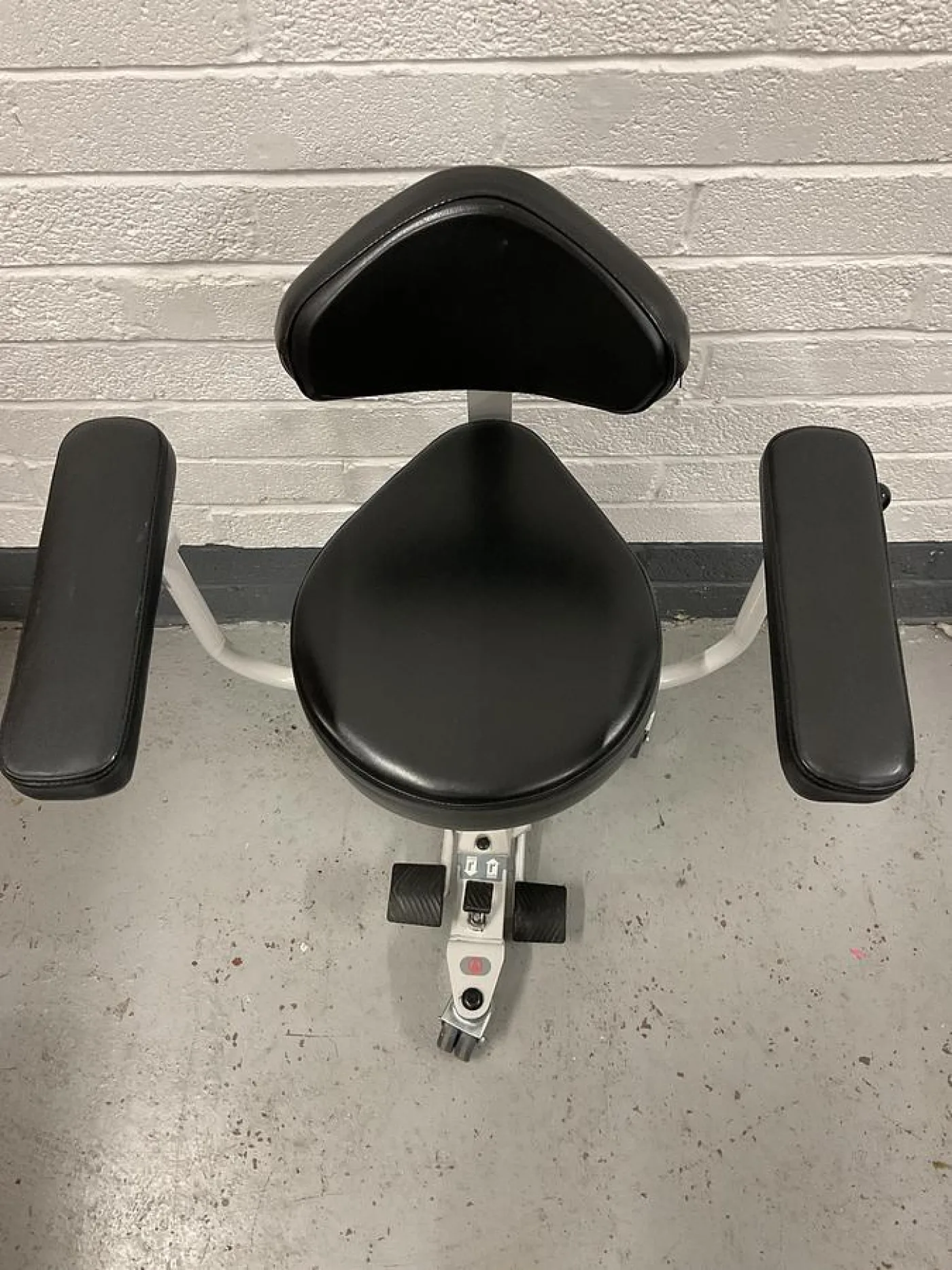 Stryker 830 Surgistool II - 2