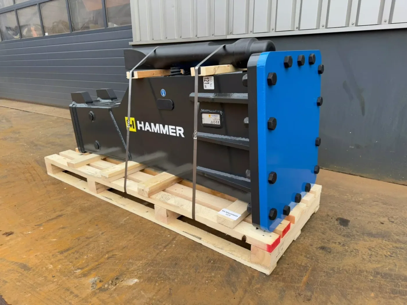 Hammer HS2400 fits 22-32 Ton excavator - 8