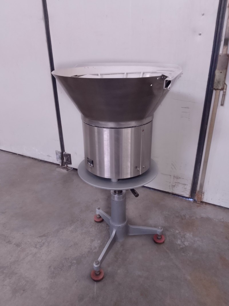 ALIMENTATORE VIBRANTE A TAZZA – 3 MASTER