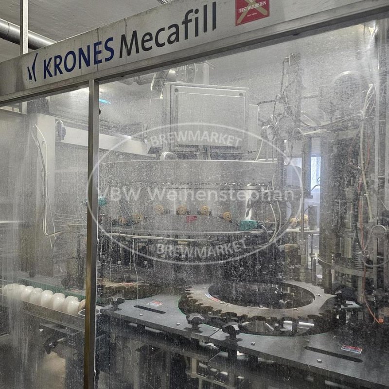 Glass bottle filler and capper