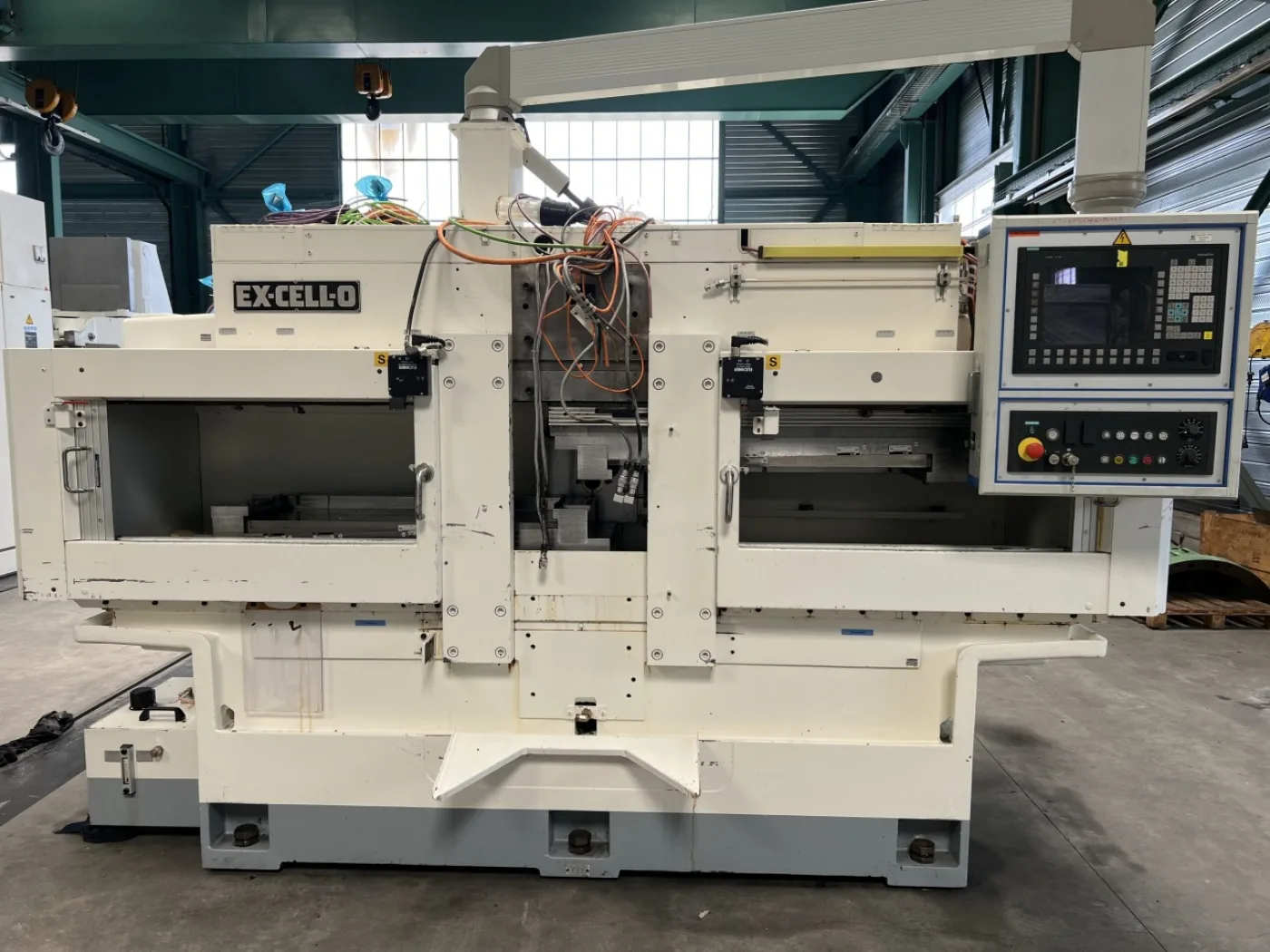 CNC Spline Rolling Machine – EX CELL O XK 237 - 1