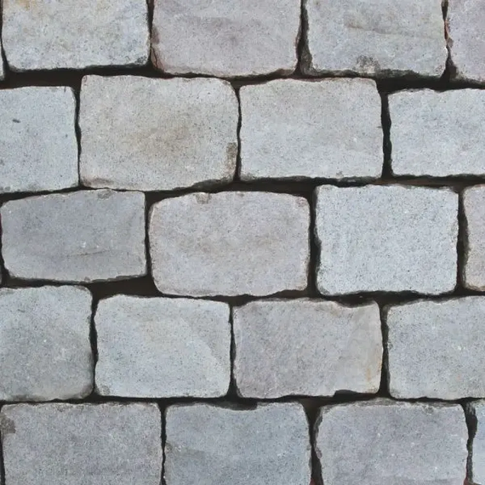 Zweedse granietkeien gebruikt en gezaagd