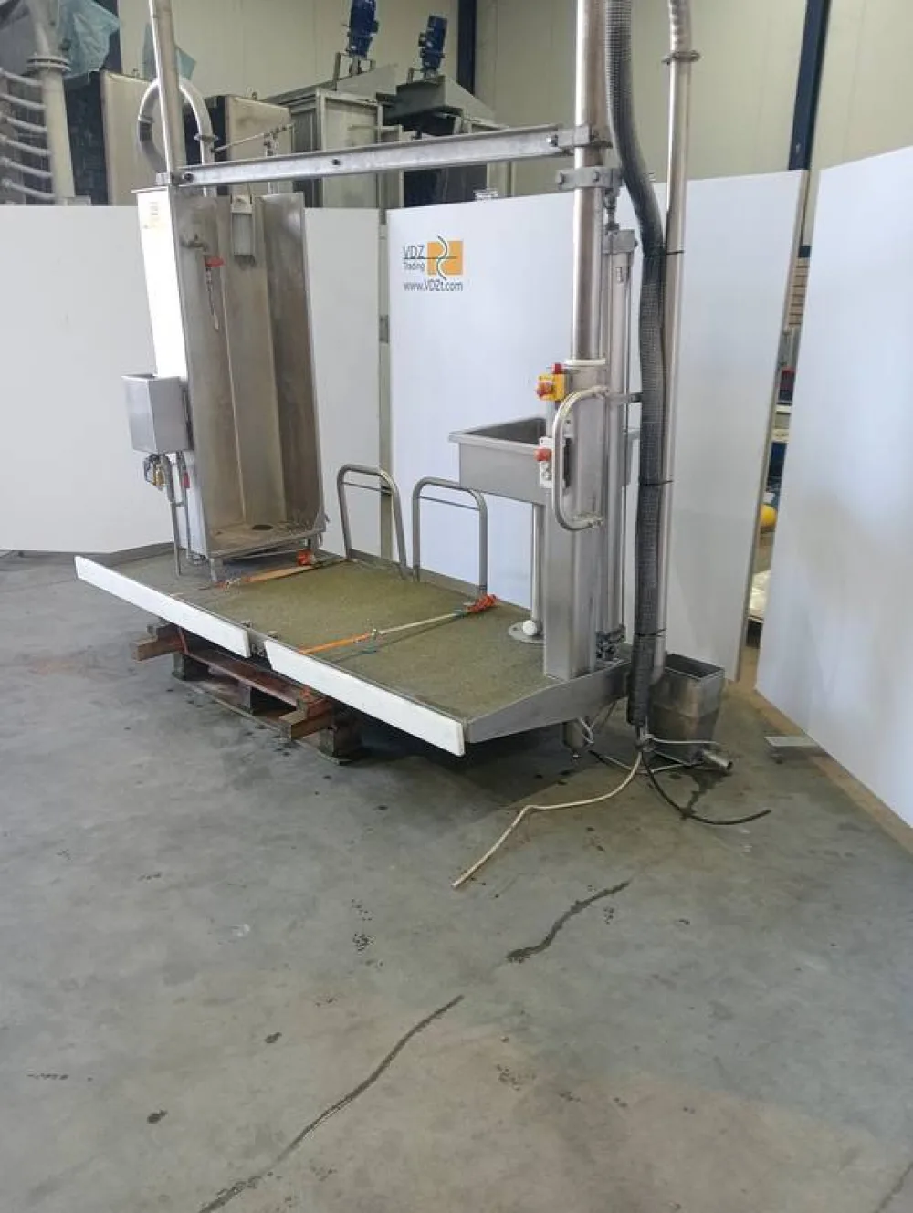 Moveable platform