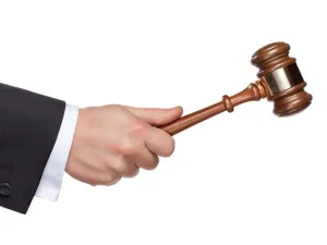 Sourcing, Valuations and Auctions