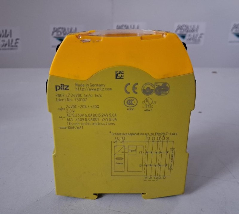 PILZ PNOZ s7 Sicherheitsrelais