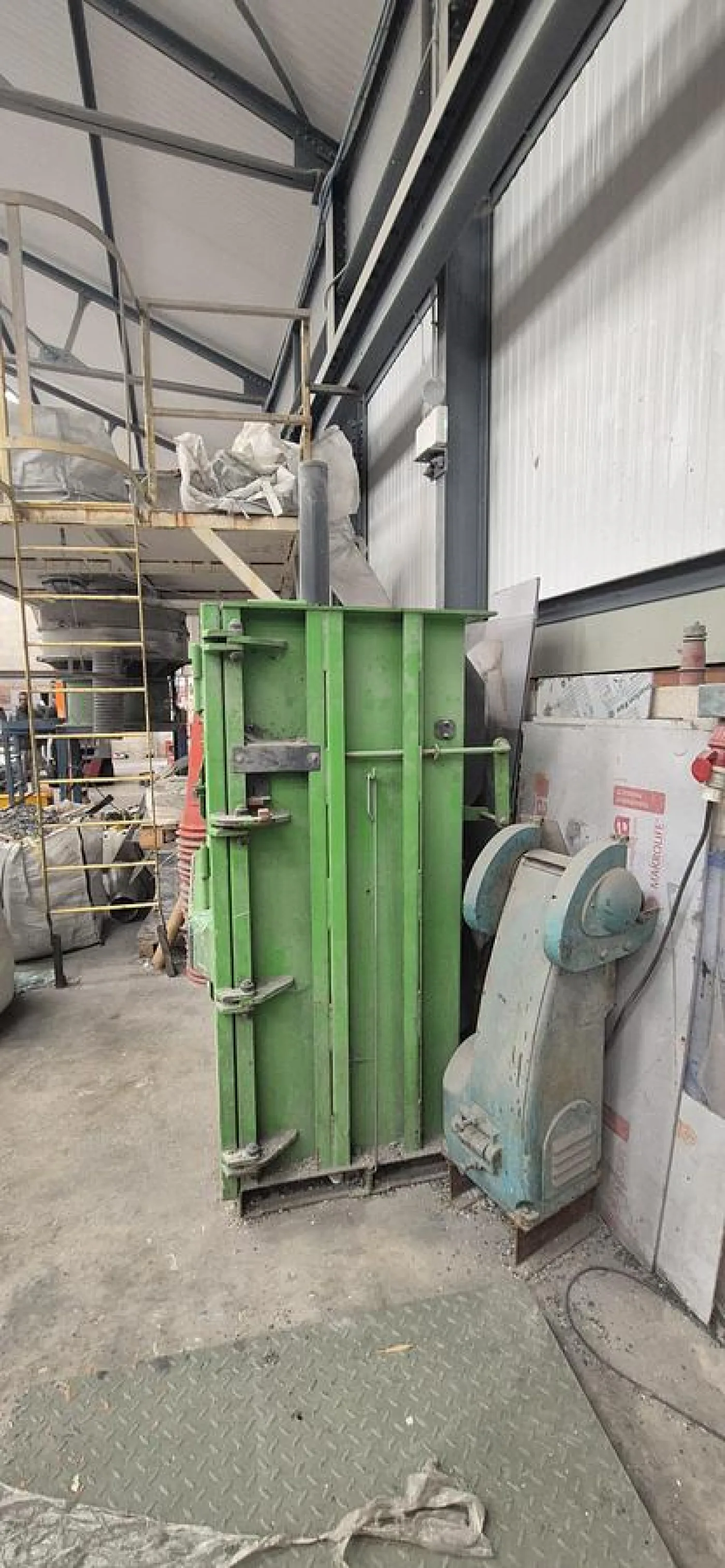2011 Cardboard and Plastics Baler - 2