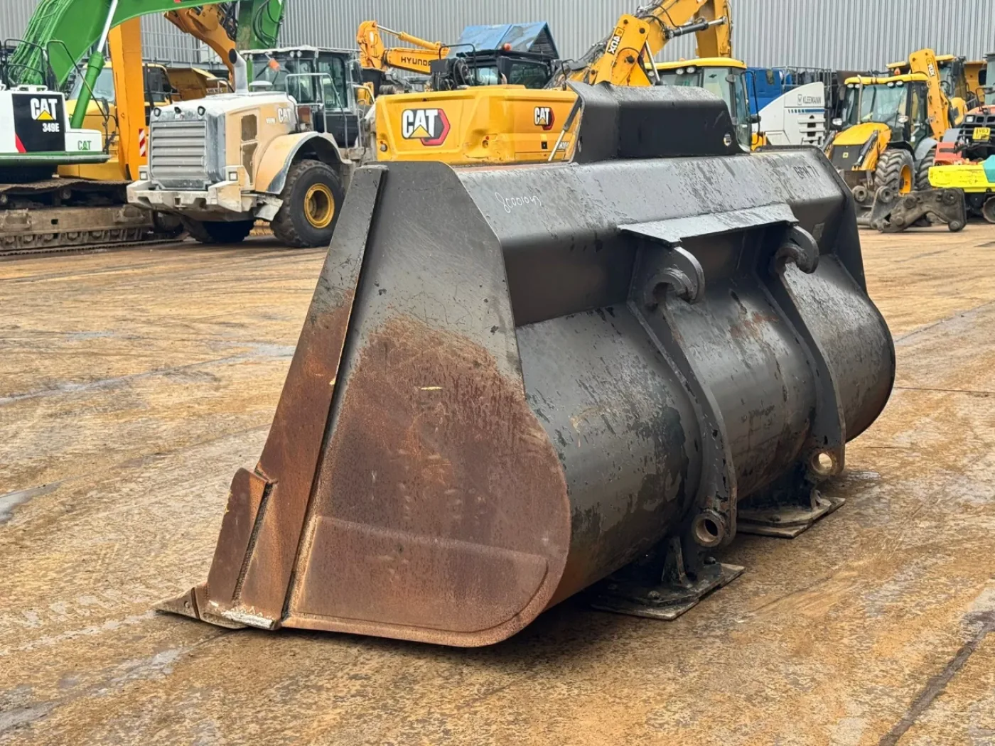 Loading bucket Volvo WP 93713 - 4