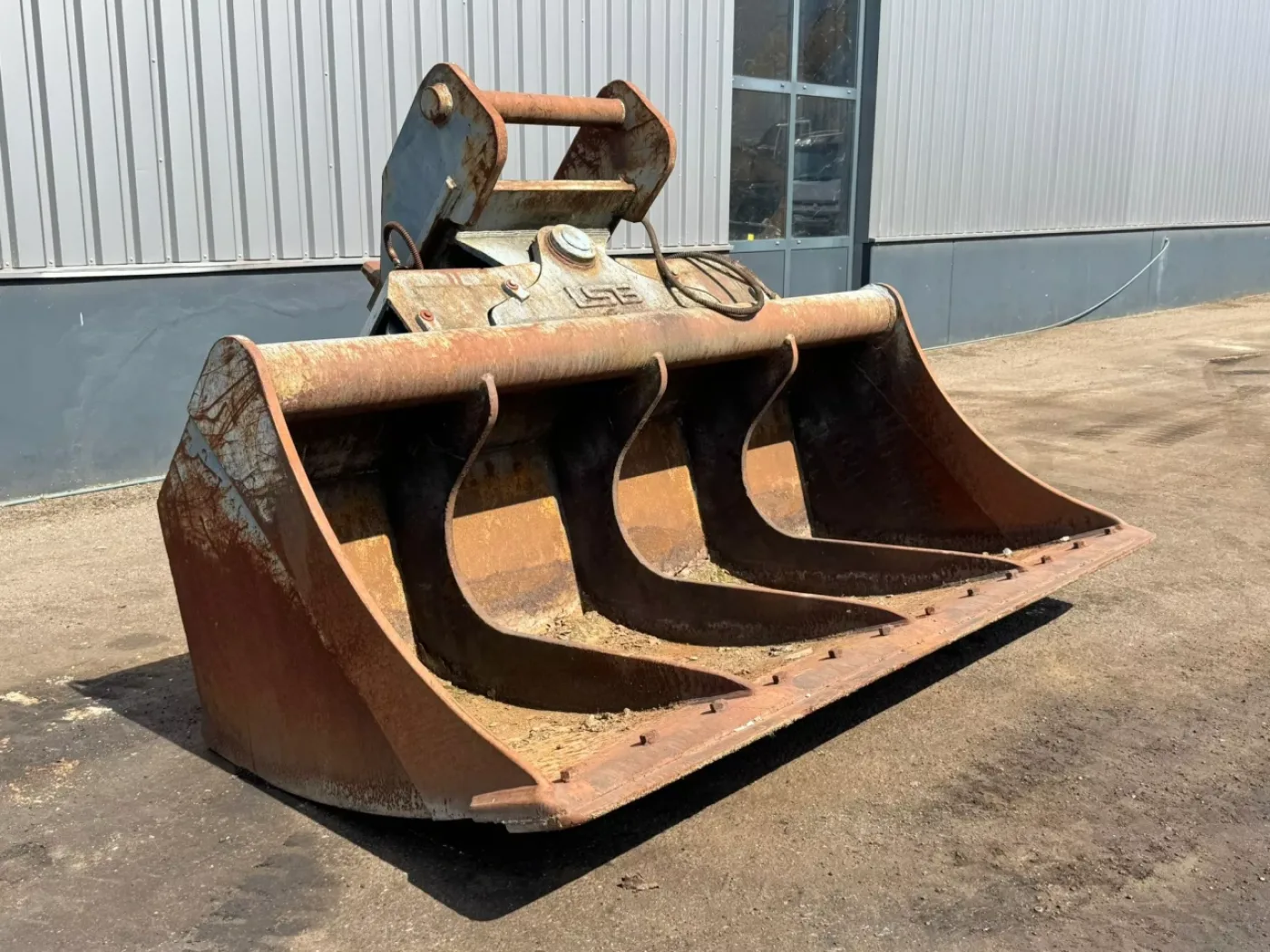 Tilting Bucket ngt-3000 Lehnhoff HS40 - 7