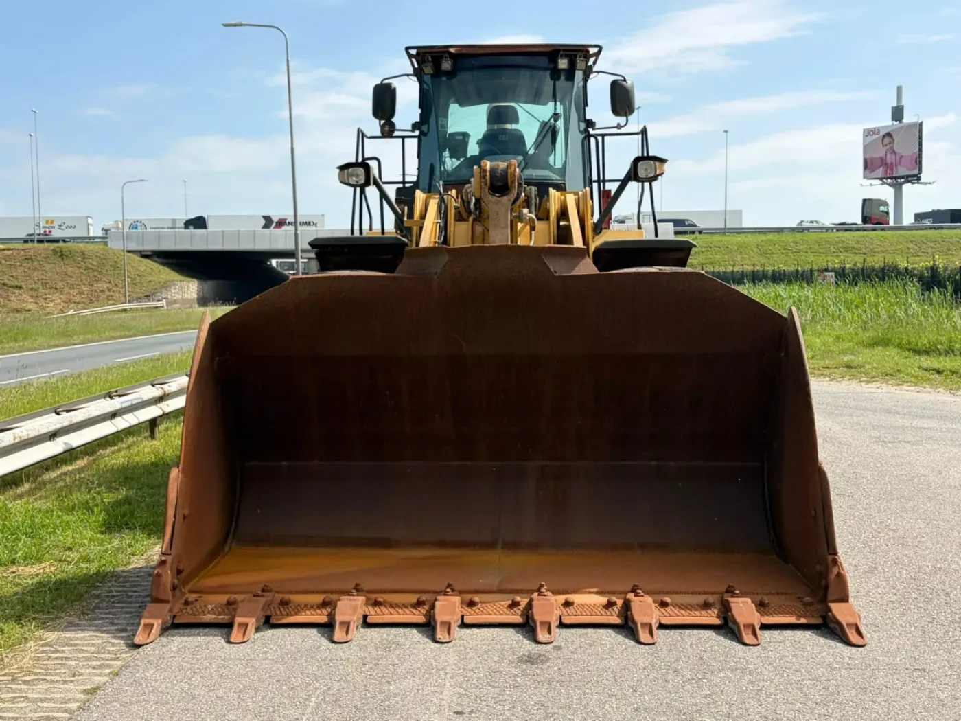 Caterpillar 972K - 8