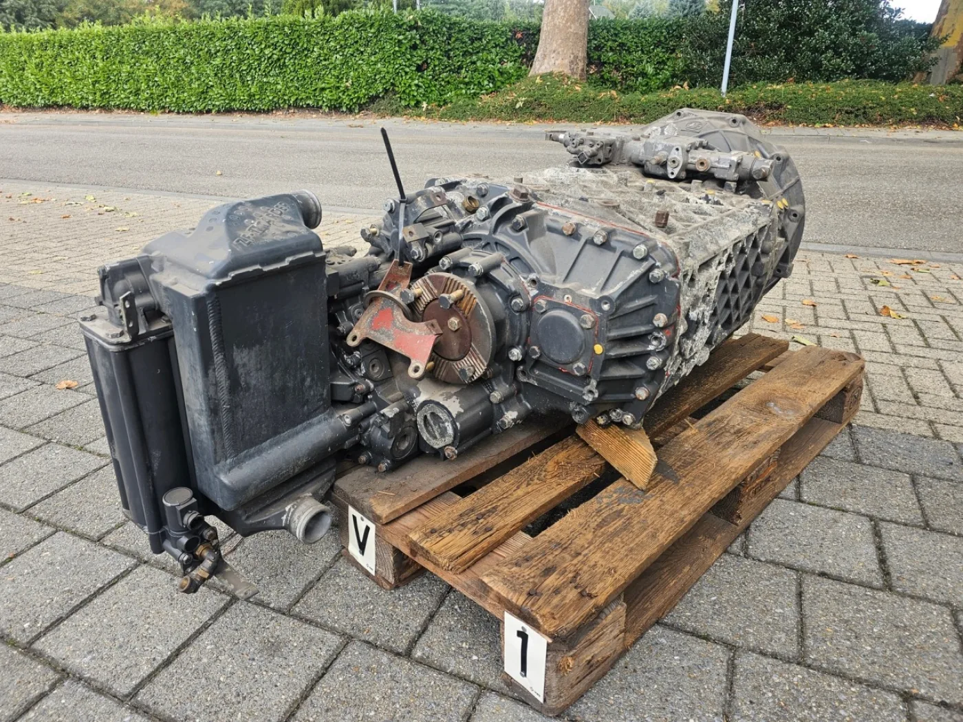 ZF 16 S 2221 TD - 3