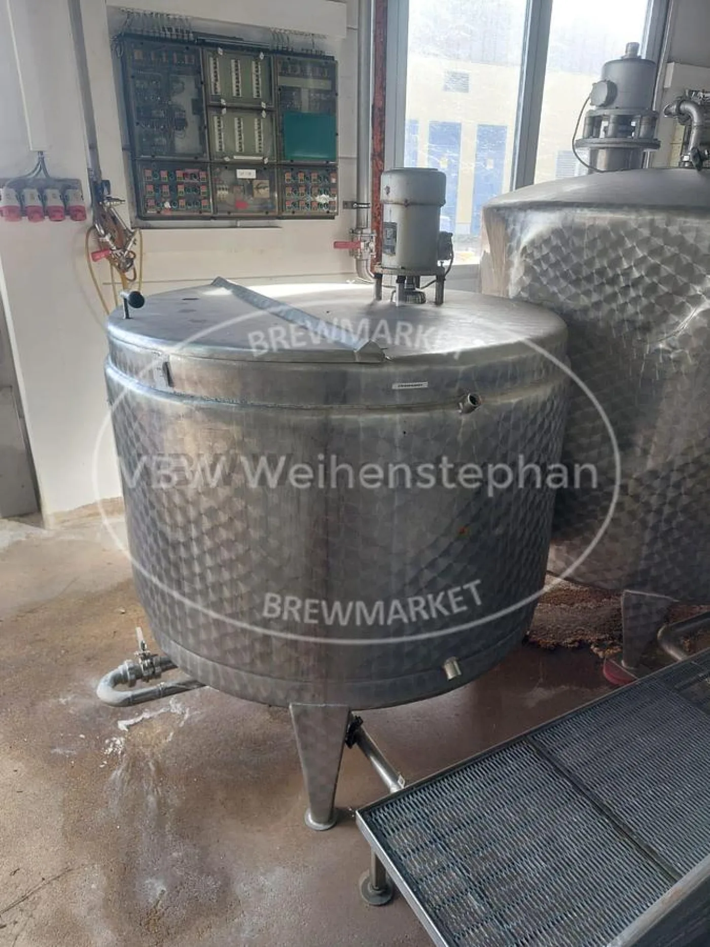 Mixing vessel - 1