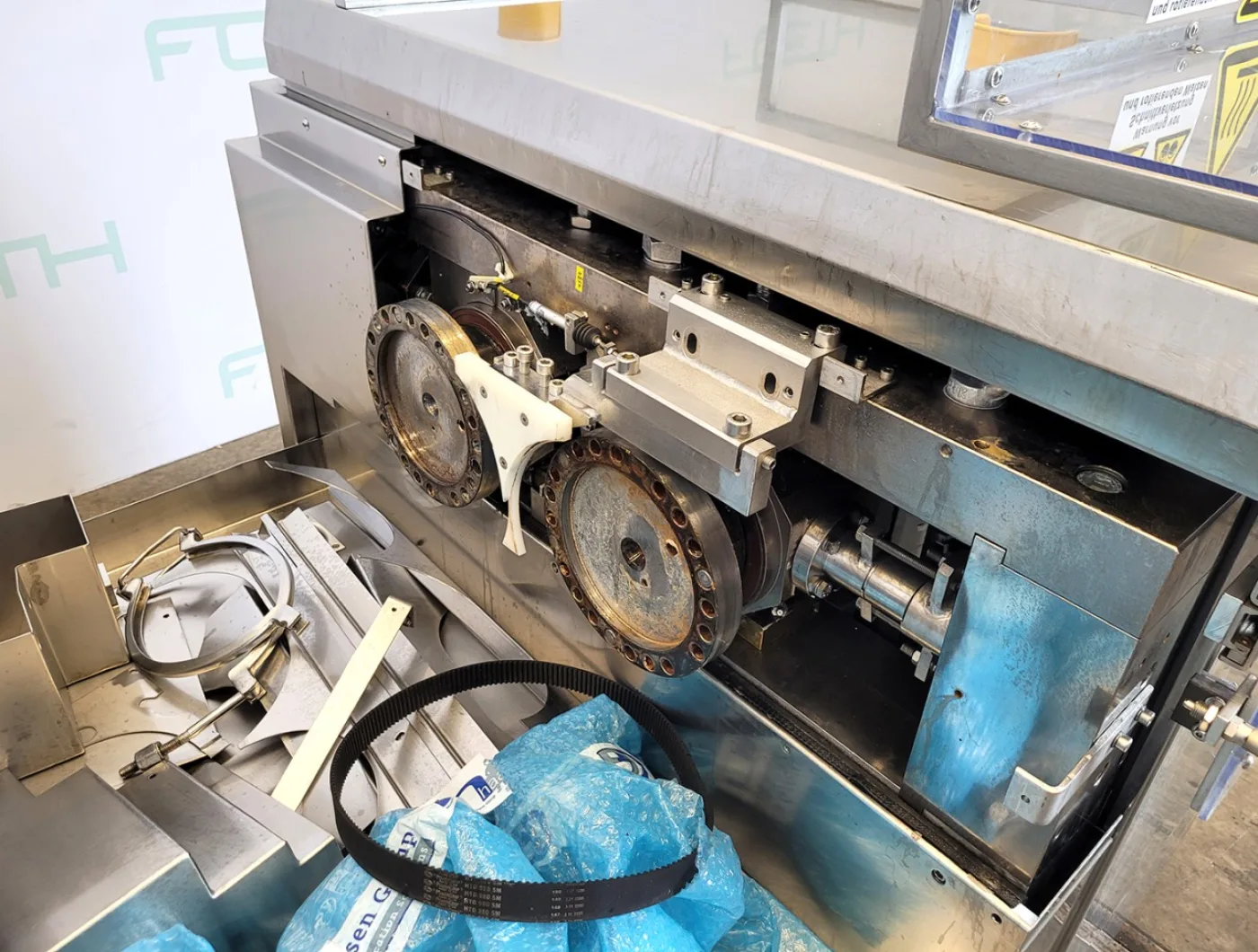 Collin Calander Pharma 200x400 - Roll compactor - 4