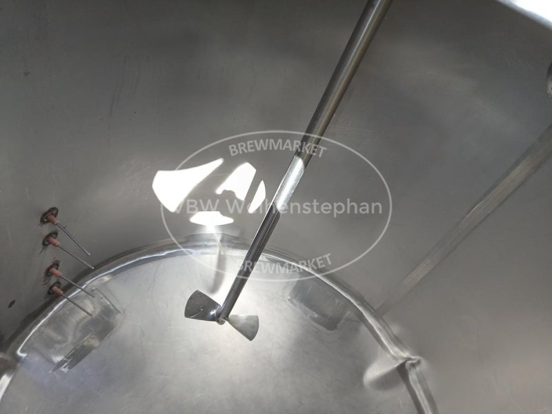 Mixing tank