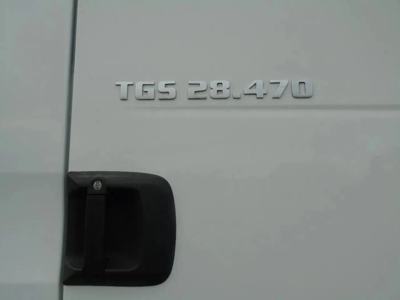 MAN TGS 28.470 + 20T hook + 6x2 - 8